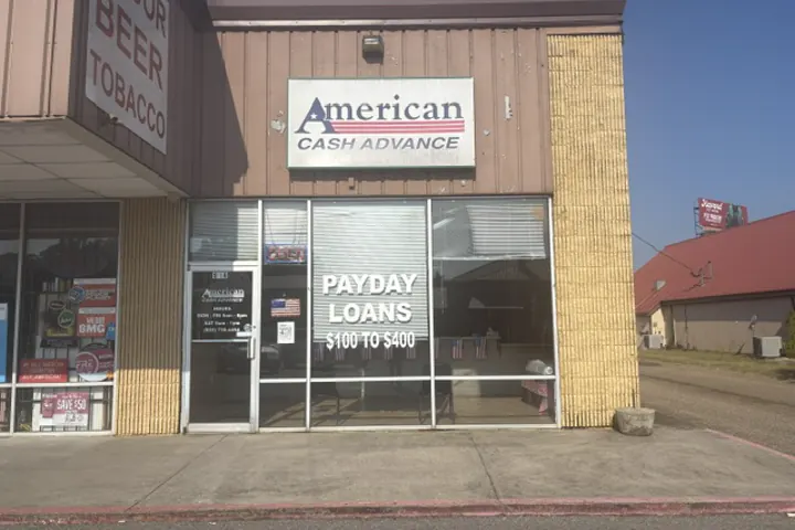 American Cash Advance storefront in Columbia, MS